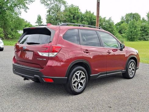 Used 2020 Subaru Forester Premium AWD/4WD image 6