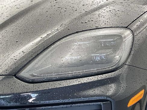 Certified 2025 Porsche Cayenne GTS AWD/4WD image 15