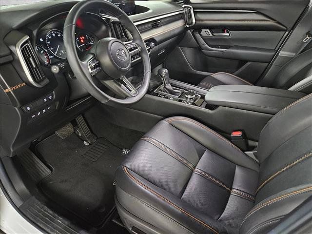 Used 2025 MAZDA CX-50 AWD 2.5 Turbo w/ Premium Pkg image 10