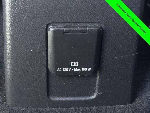 Used 2022 Chevrolet Trax LT w/ Sport Edition image 24