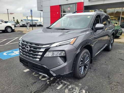 New 2026 Nissan Rogue Platinum w/ Platinum Premium Package image 9