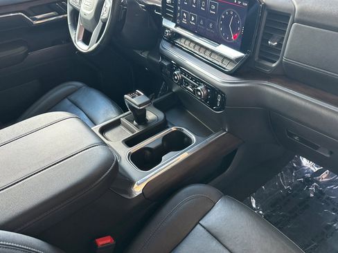 Certified 2023 GMC Sierra 1500 SLT w/ SLT Premium Package image 16