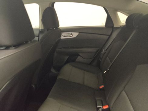 Used 2023 Kia Forte LXS FWD image 18
