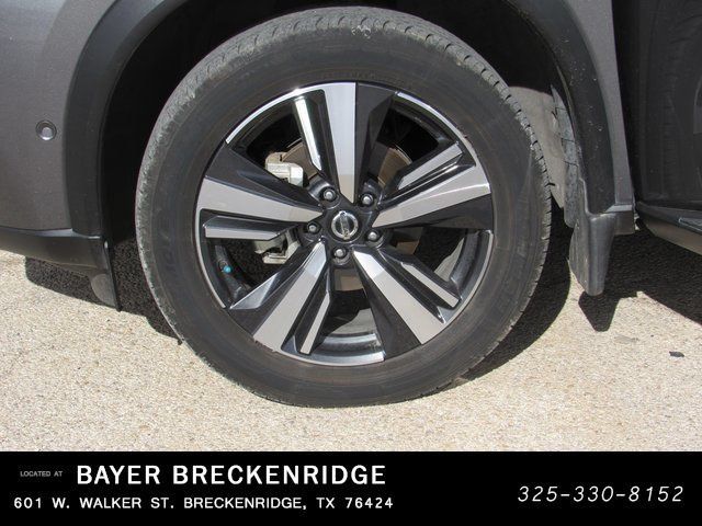 Used 2021 Nissan Rogue Platinum FWD image 40