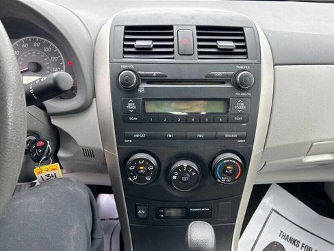 Used 2010 Toyota Corolla LE image 23