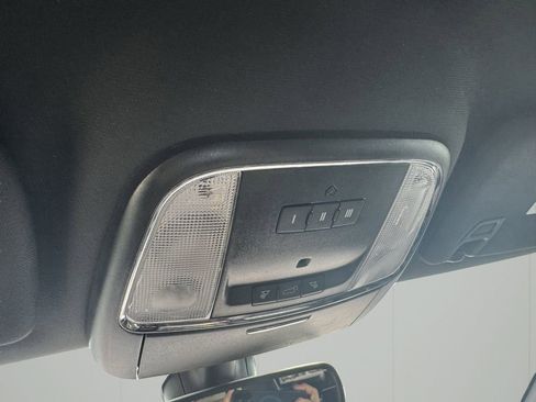 Used 2018 Dodge Durango GT w/ Blacktop Package AWD/4WD image 14