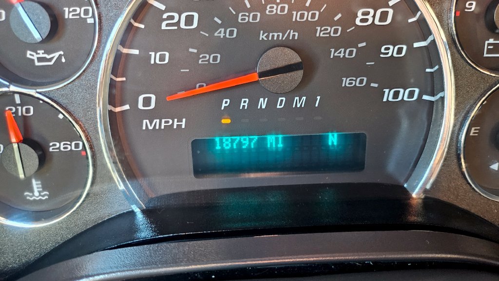 Used 2025 Chevrolet Express 2500 Extended w/ Driver Convenience Package RWD image 26