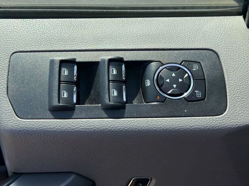 Used 2015 Ford F150 XLT w/ Equipment Group 301A Mid RWD image 14