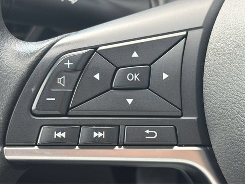 Used 2021 Nissan Altima 2.5 SV FWD image 32