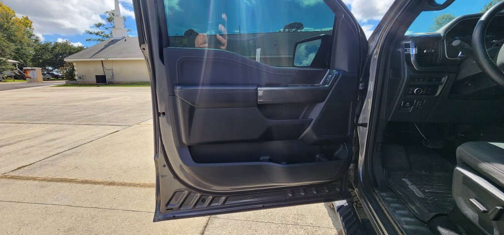 Used 2023 Ford F150 XLT w/ Equipment Group 302A High AWD/4WD image 10