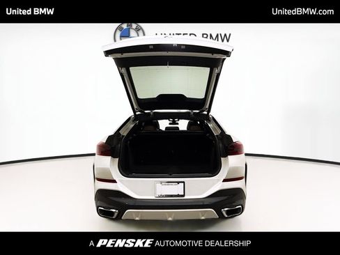 Used 2026 BMW X6 xDrive40i AWD/4WD image 14