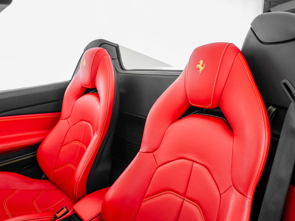 Used 2018 Ferrari 488 Spider RWD image 19