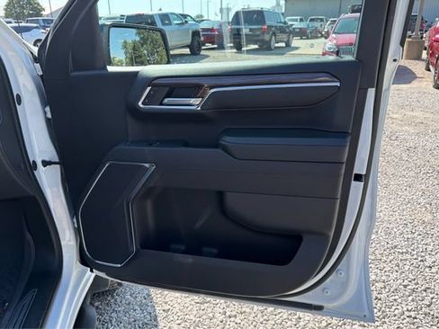Used 2024 Chevrolet Silverado 1500 LT Trail Boss AWD/4WD image 19