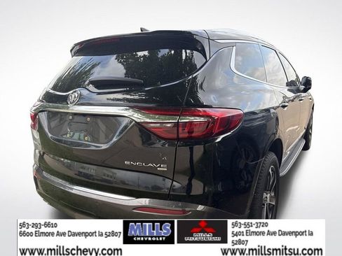 Used 2018 Buick Enclave Premium AWD/4WD image 3