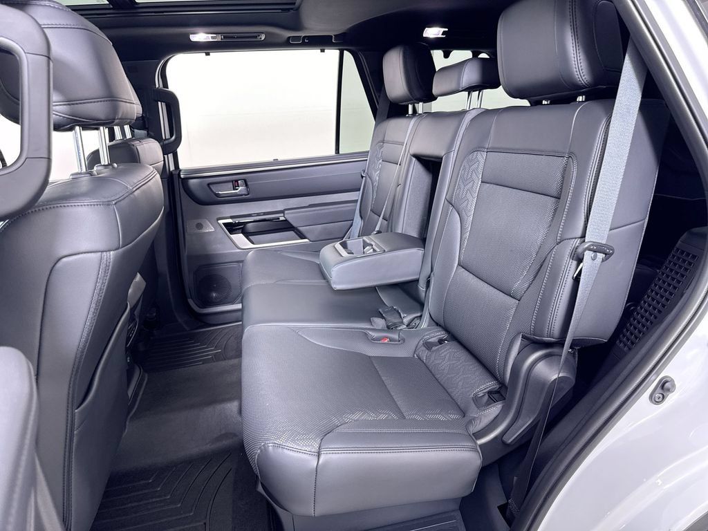 Used 2025 Toyota Sequoia Limited AWD/4WD image 23
