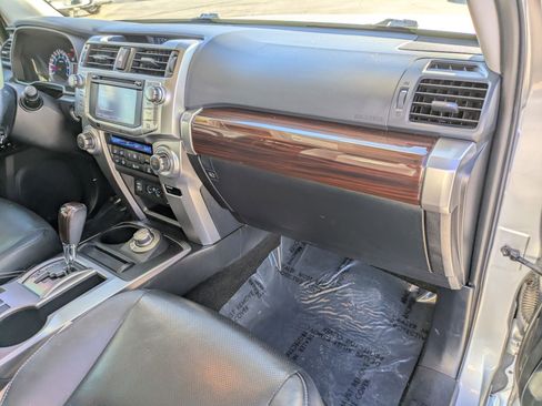 Used 2014 Toyota 4Runner Limited image 32