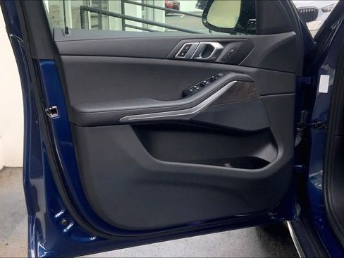 Used 2022 BMW X5 sDrive40i w/ Premium Package image 24