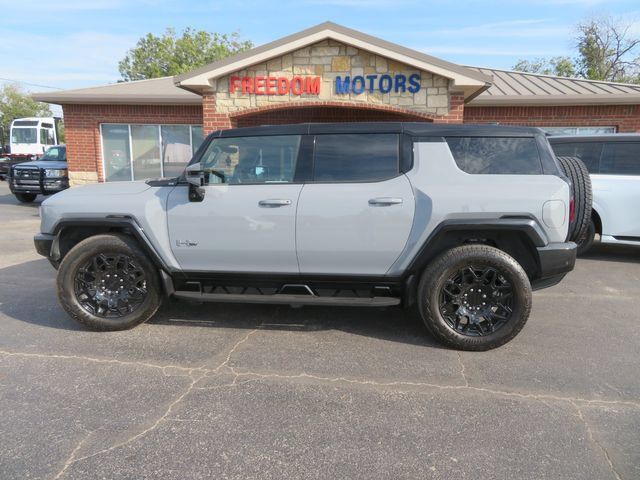 Used 2024 GMC Hummer EV 2X AWD/4WD image 8