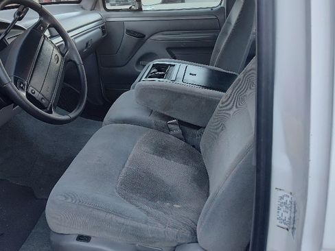 Used 1994 Ford F150 XL image 18