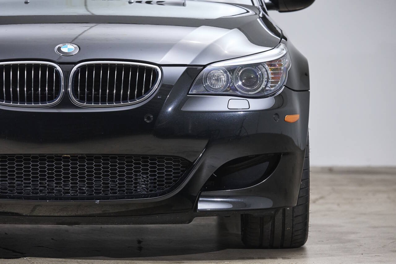 Used 2008 BMW M5 RWD image 16