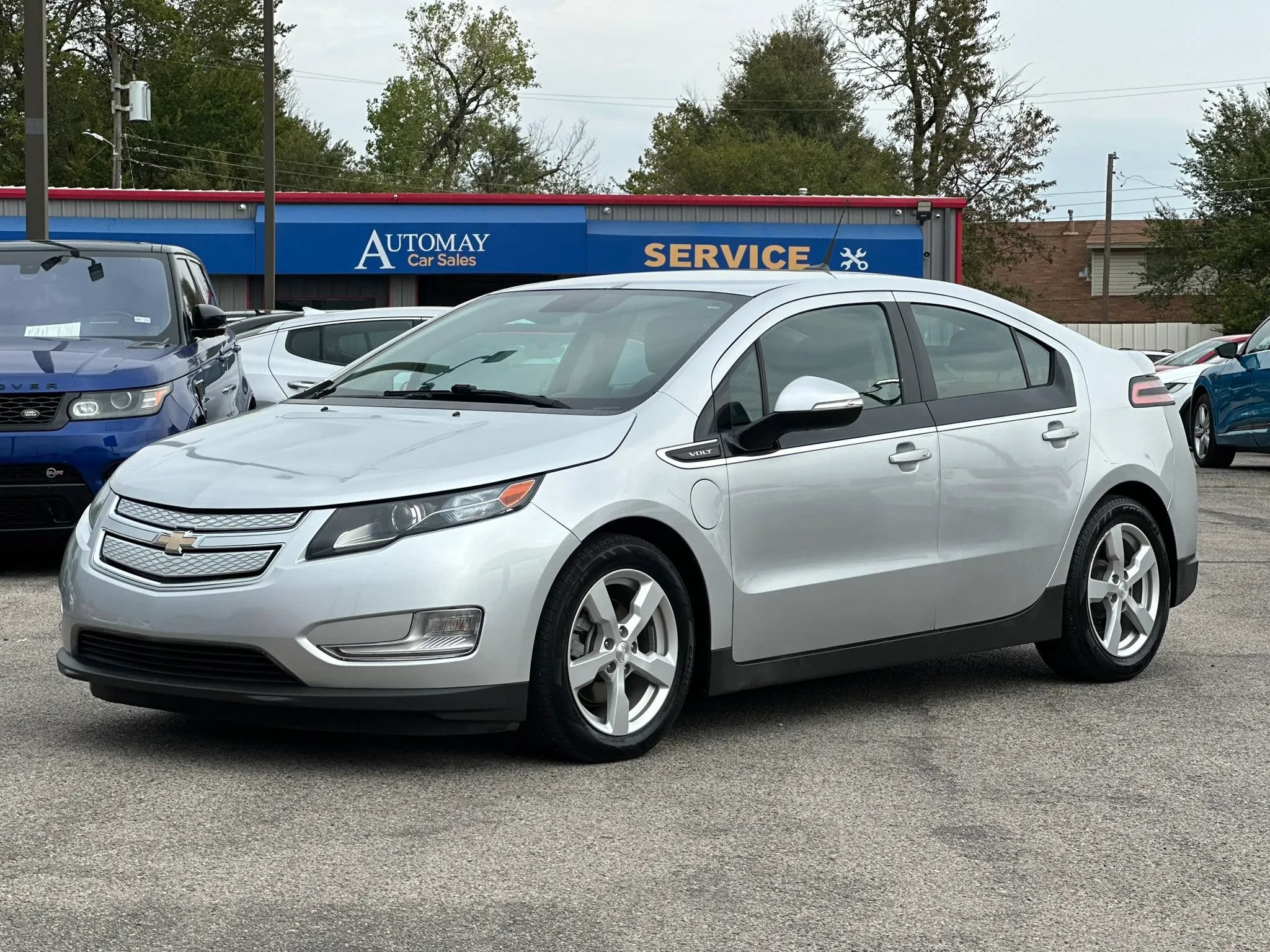 Used 2013 Chevrolet Volt FWD image 1