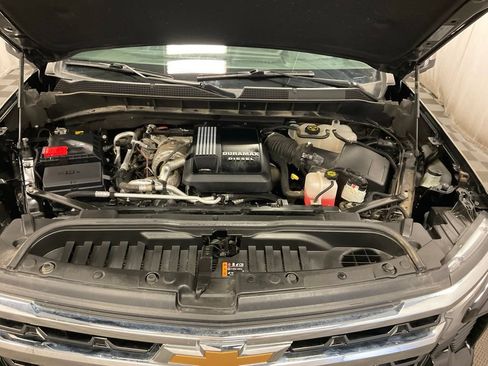 Used 2023 Chevrolet Silverado 1500 LT w/ Safety Package AWD/4WD image 10