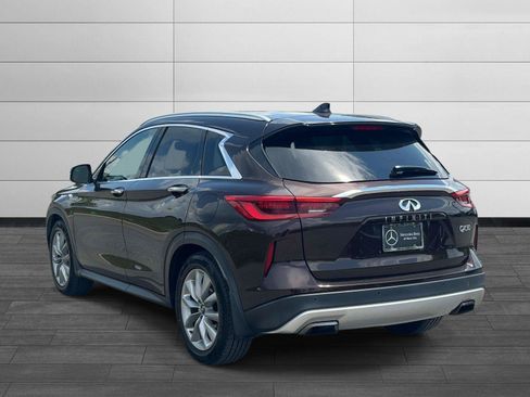 Used 2020 INFINITI QX50 Luxe w/ Navigation Package FWD image 5