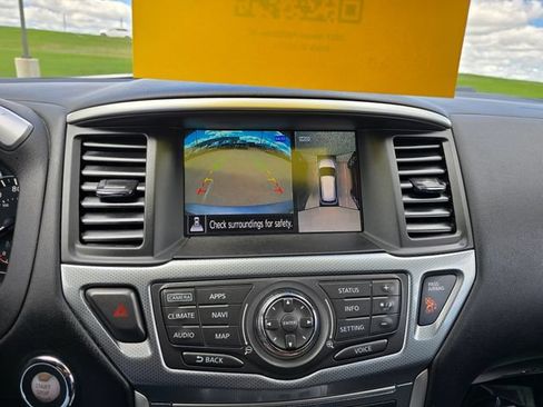Used 2017 Nissan Pathfinder SL w/ SL Tech Package AWD/4WD image 20