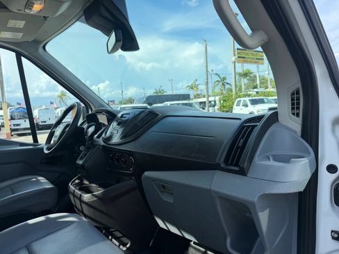 Used 2019 Ford Transit 250 138 RWD image 20