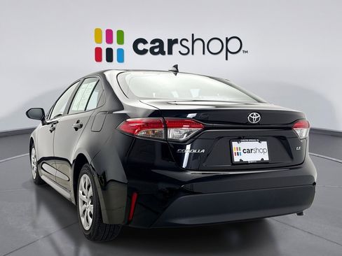 Used 2024 Toyota Corolla LE FWD image 3