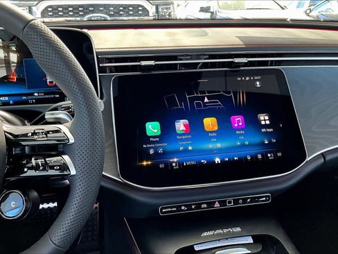 New 2026 Mercedes-Benz E 53 AMG e 4MATIC Sedan image 9