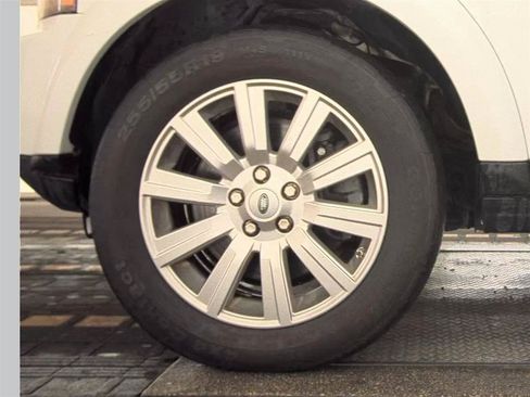 Used 2012 Land Rover LR4 HSE LUX AWD/4WD image 9