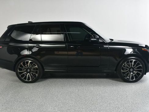 Used 2018 Land Rover Range Rover Supercharged image 4