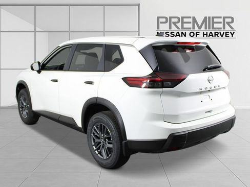 New 2026 Nissan Rogue S FWD image 3