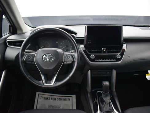Used 2023 Toyota Corolla Cross LE FWD image 14