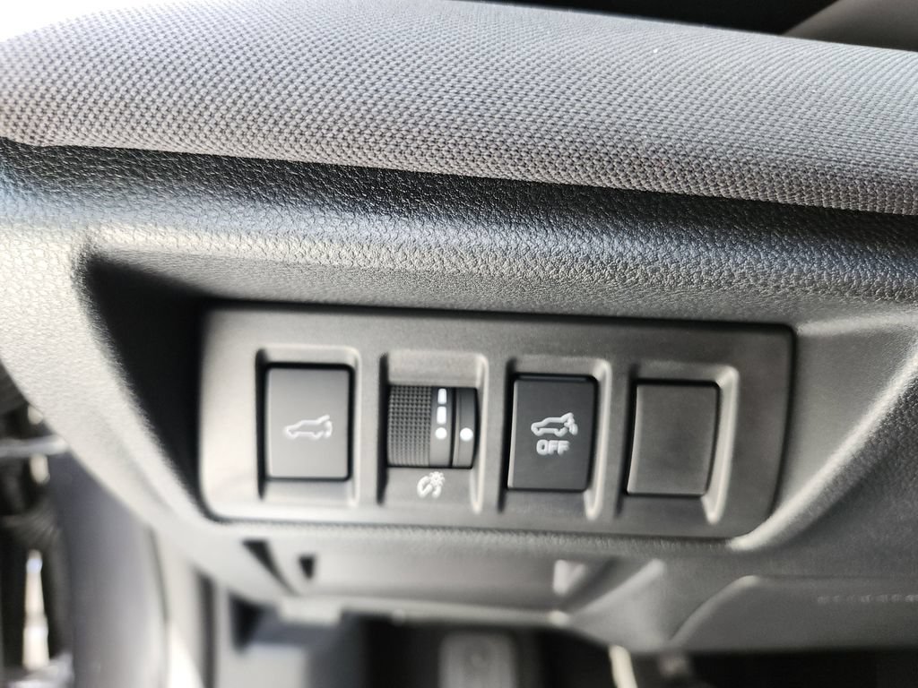 Used 2025 Subaru Outback Premium AWD/4WD image 26