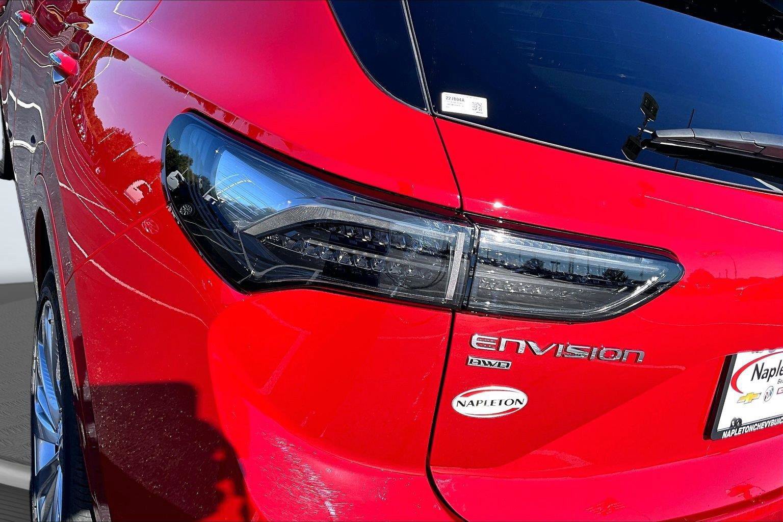 Used 2025 Buick Envision Avenir AWD/4WD image 31
