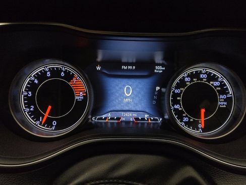 Used 2020 Jeep Cherokee Limited AWD/4WD image 23