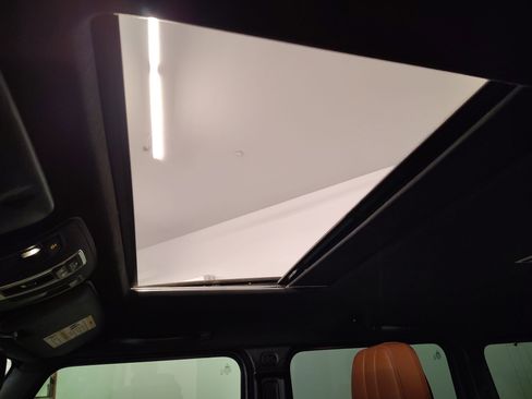 Certified 2015 Mercedes-Benz G 550 image 14