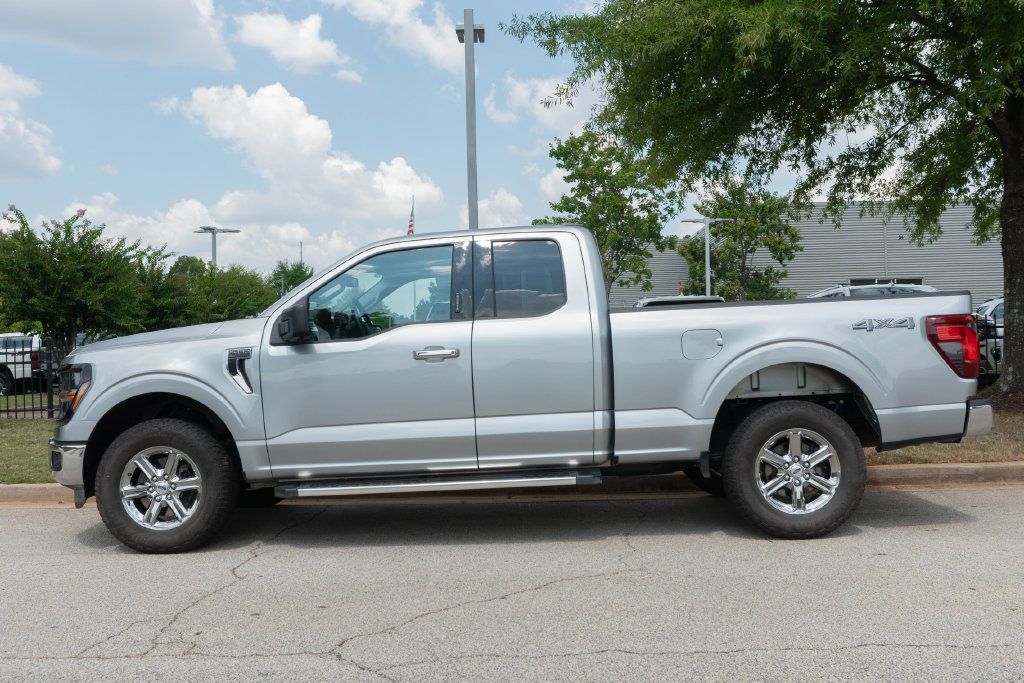Used 2024 Ford F150 XLT AWD/4WD image 16