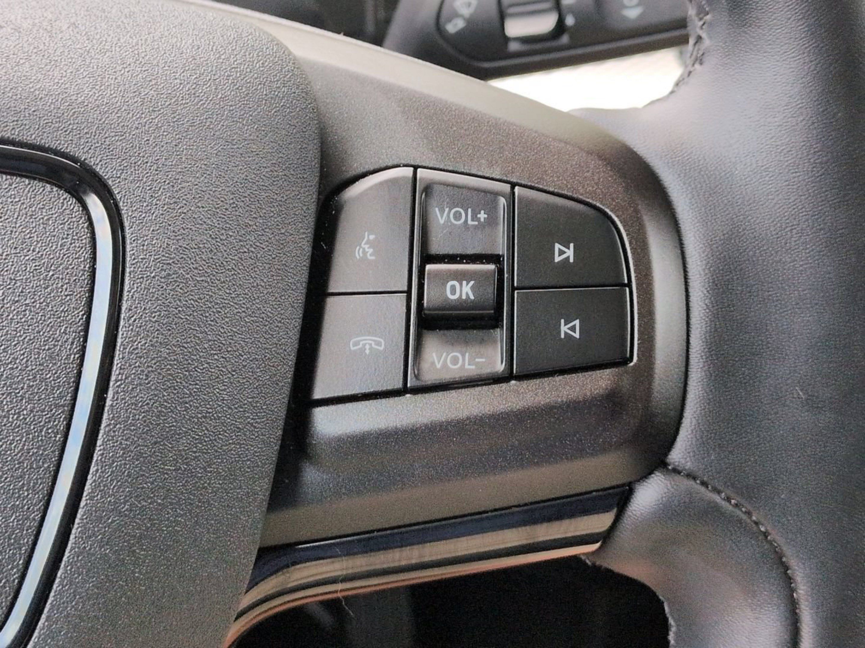 Used 2023 Ford Mustang Mach-E Select RWD image 29