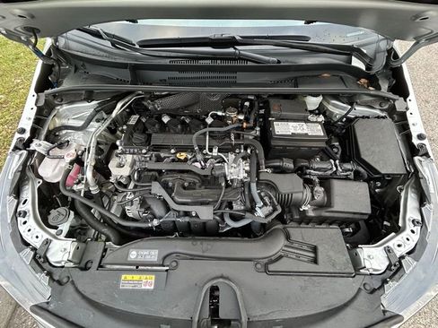 Used 2025 Toyota Corolla LE image 11