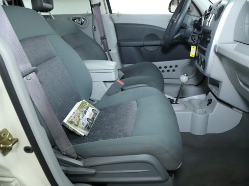 Used 2007 Chrysler PT Cruiser image 30