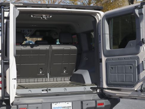 Used 2024 INEOS Grenadier Fieldmaster Edition image 25