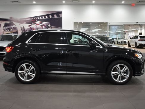 Used 2022 Audi Q3 2.0T Premium Plus w/ Premium Plus Package image 12