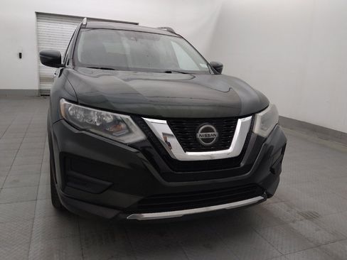 Used 2019 Nissan Rogue SV FWD image 14