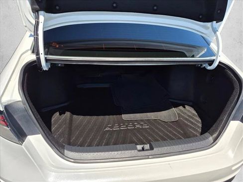 Used 2024 Honda Accord Sport image 8