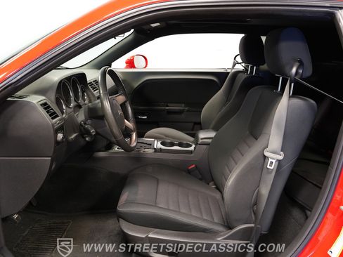 Used 2009 Dodge Challenger R/T image 38