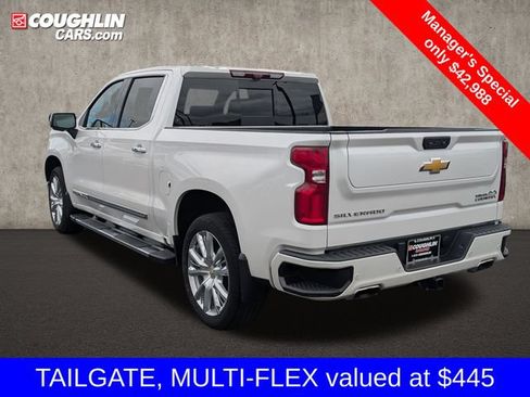 Used 2023 Chevrolet Silverado 1500 High Country w/ High Country Premium Package AWD/4WD image 6