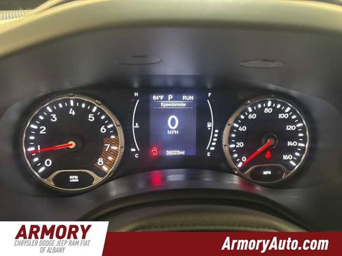 Used 2023 Jeep Renegade Latitude image 14